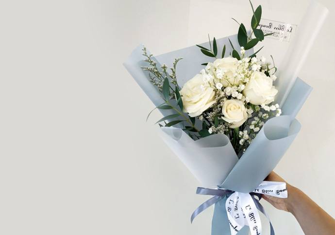 Waarom verse bloemen het perfecte cadeau zijn – en waarom S Flowers & More jouw beste keuze is